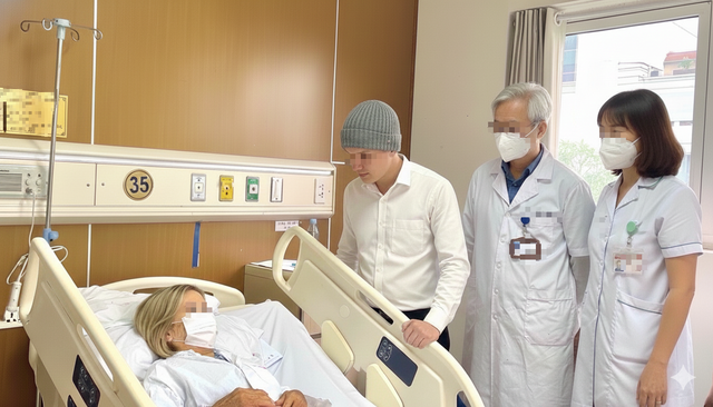 Giải mã trào lưu Việt kiều, người nước ngoài về Việt Nam khám chữa bệnh: Có 1 thứ chẳng ai ngờ đến!- Ảnh 1. Giải mã trào lưu Việt kiều, người nước ngoài về Việt Nam khám chữa bệnh: Có 1 thứ chẳng ai ngờ đến!- Ảnh 1.