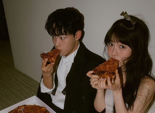 Đã đến lúc TỐ GIÁC 5 món giỏi "ăn cắp" tuổi thọ: Ăn 1 chiếc xúc xích có thể rút ngắn 36 phút cuộc đời- Ảnh 1. Đã đến lúc TỐ GIÁC 5 món giỏi "ăn cắp" tuổi thọ: Ăn 1 chiếc xúc xích có thể rút ngắn 36 phút cuộc đời- Ảnh 1.