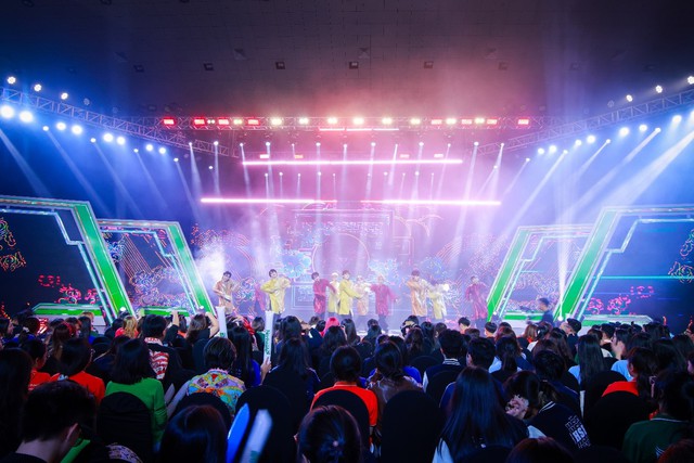 Herbalife Việt Nam đồng h&agrave;nh c&ugrave;ng VTV3 tổ chức v&ograve;ng chung kết Chương tr&igrave;nh &ldquo;Sinh Vi&ecirc;n Thế Hệ Mới 2025&rdquo; th&agrave;nh c&ocirc;ng ấn tượng.- Ảnh 4.