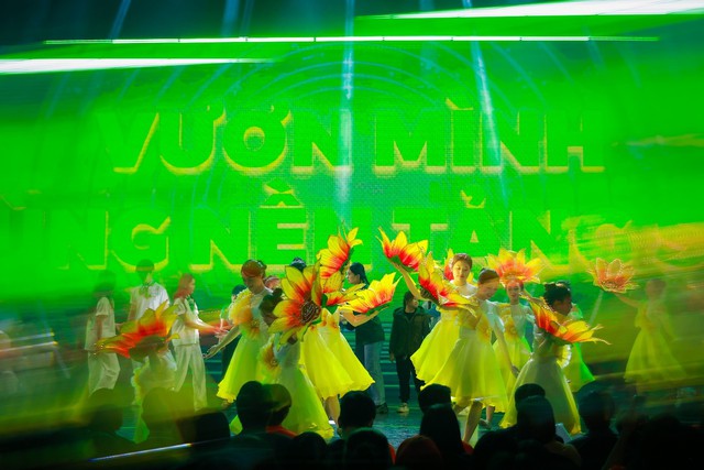 Herbalife Việt Nam đồng h&agrave;nh c&ugrave;ng VTV3 tổ chức v&ograve;ng chung kết Chương tr&igrave;nh &ldquo;Sinh Vi&ecirc;n Thế Hệ Mới 2025&rdquo; th&agrave;nh c&ocirc;ng ấn tượng.- Ảnh 5.