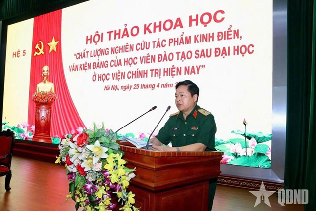 Triết l&yacute; &ldquo;Mẫu mực&rdquo; - Kim chỉ nam trong r&egrave;n luyện c&aacute;n bộ, học vi&ecirc;n Hệ Đ&agrave;o tạo sau đại học ở Học viện Ch&iacute;nh trị hiện nay- Ảnh 1.
