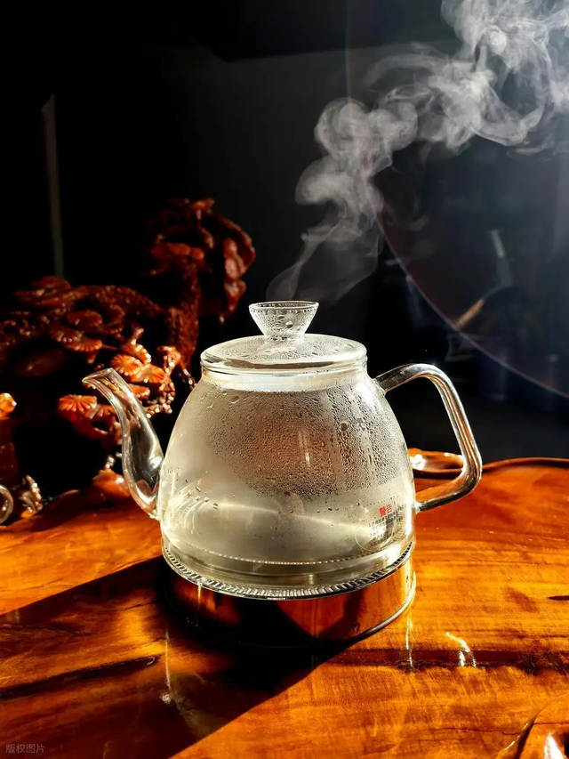 Ng&agrave;y c&agrave;ng c&oacute; nhiều người tử vong v&igrave; ung thư, b&aacute;c sĩ khuyến c&aacute;o &ldquo;2 kh&ocirc;ng uống, 3 kh&ocirc;ng ăn, 1 việc cần duy tr&igrave;&rdquo;, tuyệt đối đừng xem nhẹ- Ảnh 2.