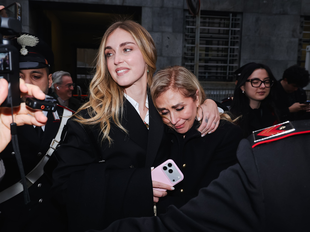 Ng&ocirc;i sao thời trang bị buộc tội ăn chặn tiền từ thiện bất ngờ được trắng &aacute;n- Ảnh 2.