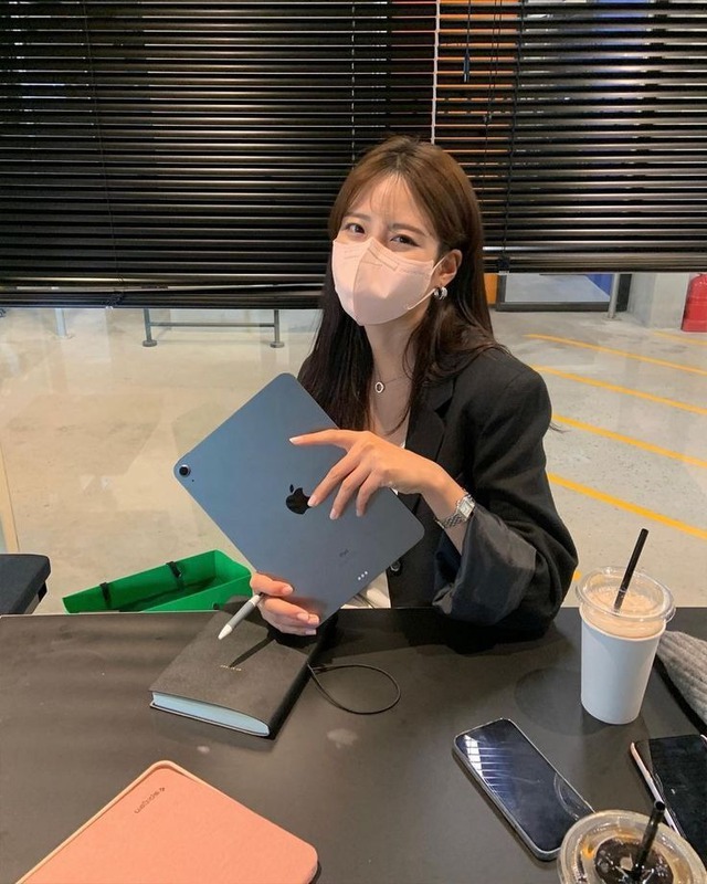 Xưa từng ước lương 10 triệu l&agrave; gi&agrave;u, giờ lương 30 triệu vẫn chẳng thấy kh&aacute; hơn- Ảnh 1.