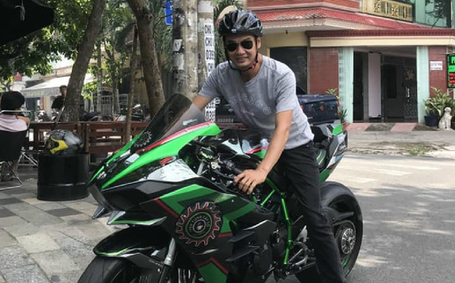 Nam diễn vi&ecirc;n bỏ TP.HCM về qu&ecirc;: Kiếm sống bằng 1 việc, đủ tiền nu&ocirc;i vợ con- Ảnh 2.