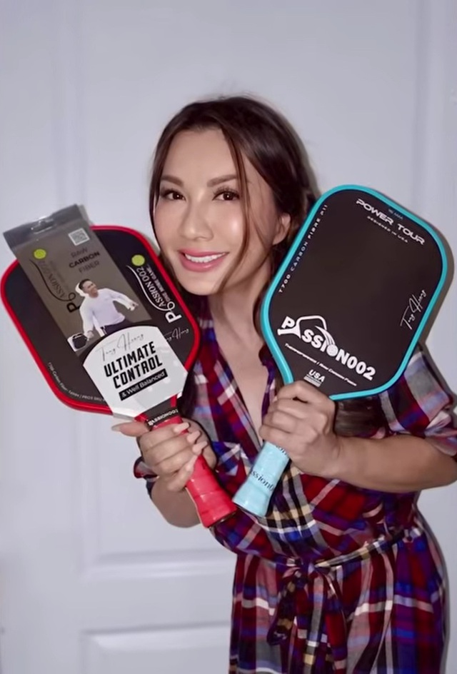 Vợ cũ Bằng Kiều tuy&ecirc;n bố: "Ở tuổi 58 n&agrave;y, t&ocirc;i chấp mấy c&ocirc; ngo&agrave;i 30"- Ảnh 1.