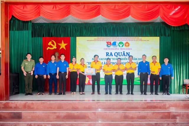 Xu&acirc;n Chiến sĩ 2026: Thắm t&igrave;nh qu&acirc;n d&acirc;n, rạng ngời sức trẻ th&agrave;nh phố- Ảnh 6.