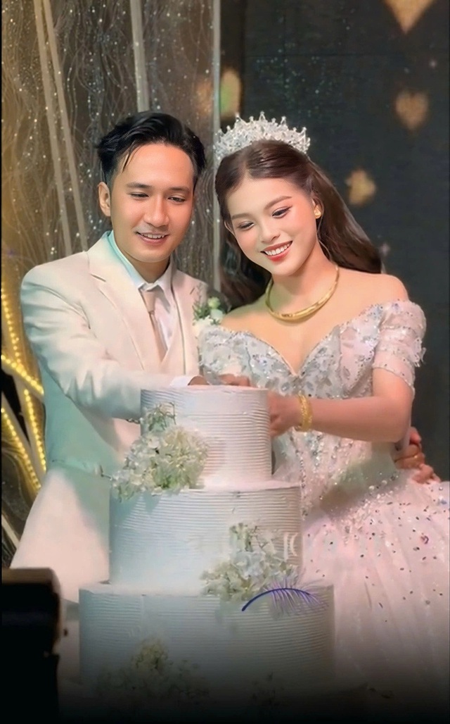 Con nu&ocirc;i Phi Nhung 24 tuổi lấy chồng, n&oacute;i phản ứng của mẹ nu&ocirc;i- Ảnh 1.