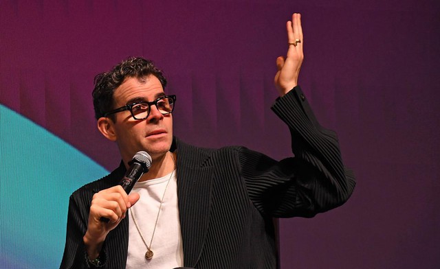 Sếp Instagram thừa nhận AI tr&agrave;n ngập mạng x&atilde; hội: Đ&atilde; đến l&uacute;c &ldquo;đ&aacute;nh dấu ảnh thật&rdquo; thay v&igrave; truy l&ugrave;ng ảnh tạo bởi AI- Ảnh 1.