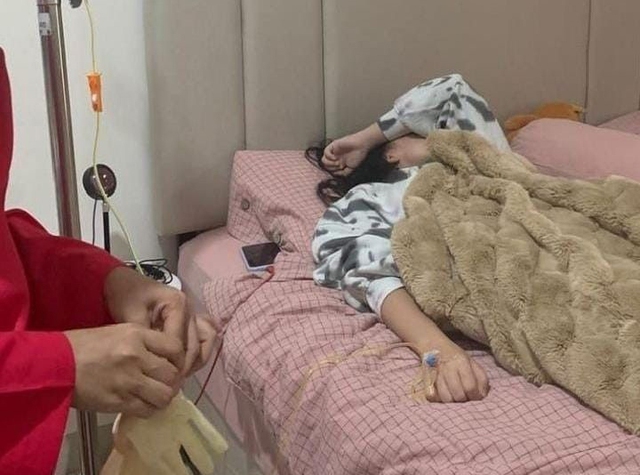 Người phụ nữ buộc phải CẮT BỎ cơ quan sinh dục, hối hận v&igrave; tự xử l&yacute; 1 kh&oacute; chịu phổ biến ở v&ugrave;ng k&iacute;n- Ảnh 1.