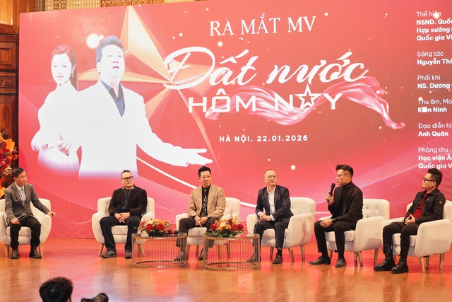 NSND Quốc Hưng ra mắt MV dài hơn 8 phút, ca ngợi "Đất nước hôm nay"- Ảnh 5. NSND Quốc Hưng ra mắt MV dài hơn 8 phút, ca ngợi "Đất nước hôm nay"- Ảnh 5.