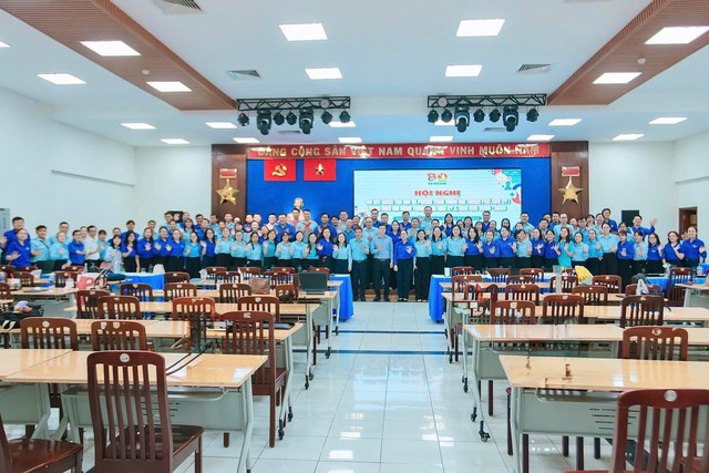 Tiếp tục đổi mới, khẳng định vai tr&ograve; của Đội trong bối cảnh mới- Ảnh 5.