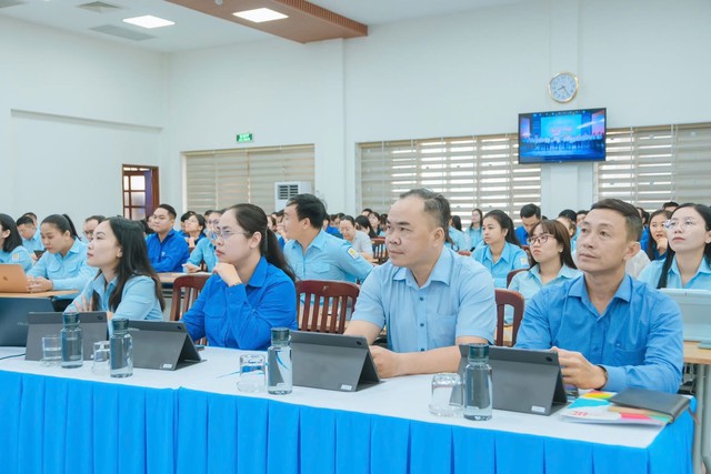 Tiếp tục đổi mới, khẳng định vai tr&ograve; của Đội trong bối cảnh mới- Ảnh 2.