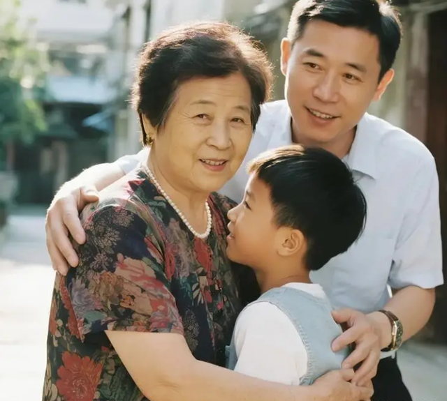 Mẹ vừa nghỉ hưu đã ép con gái bỏ việc về quê, chồng tôi nghe thấy chỉ cười khẩy rồi cảnh báo trước 1 việc- Ảnh 1. Mẹ vừa nghỉ hưu đã ép con gái bỏ việc về quê, chồng tôi nghe thấy chỉ cười khẩy rồi cảnh báo trước 1 việc- Ảnh 1.