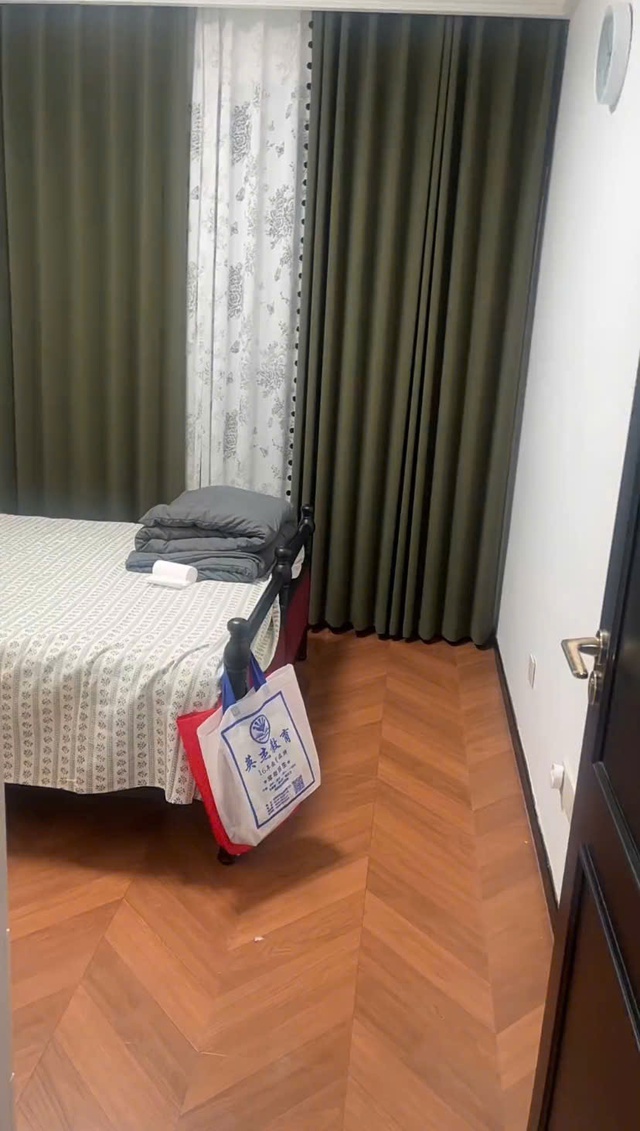 Mẹ quay clip "n&oacute;i xấu" con trai nhưng lại bị netizen chỉ ra chi tiết trọng nam khinh nữ- Ảnh 1.