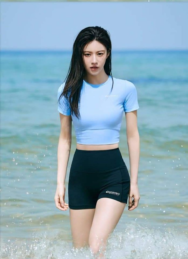 "Nữ thần dao k&eacute;o đẹp nhất xứ H&agrave;n" d&aacute;ng mảnh, săn chắc nhưng kh&ocirc;ng gầy g&ograve; d&ugrave; kh&ocirc;ng ăn ki&ecirc;ng: Đ&acirc;y l&agrave; b&iacute; quyết của c&ocirc; ấy!- Ảnh 4.