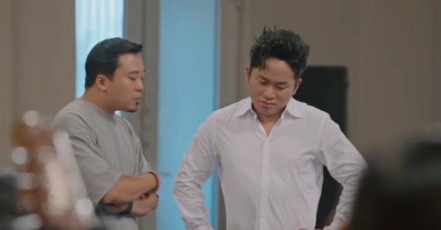 T&ugrave;ng Dương tranh c&atilde;i dữ dội với 1 nam nhạc sĩ: "T&ocirc;i phải cầu cứu Nguyễn Văn Chung"- Ảnh 1.