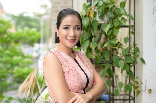 Nữ NSƯT l&agrave; mẹ đơn th&acirc;n U50: "T&ocirc;i h&agrave;o hoa lắm, sang lắm. Đồng tiền đi trước l&agrave; đồng tiền kh&ocirc;n"- Ảnh 1.