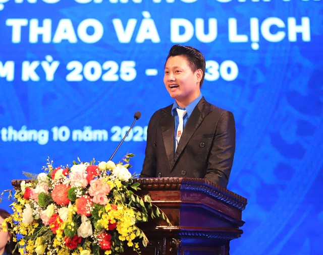 ThS. Lưu Ho&agrave;ng Trường &ndash; Người giữ nhịp tuổi trẻ Học viện M&uacute;a Việt Nam trong h&agrave;nh tr&igrave;nh hội nhập- Ảnh 1.