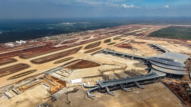 Thời điểm then chốt của si&ecirc;u dự &aacute;n 16 tỷ USD lớn nhất Việt Nam, kỳ vọng cạnh tranh với Singapore- Ảnh 2.