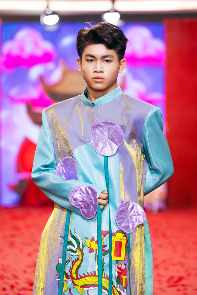 "Người mẫu triển vọng của năm" 2025 trổ tài hát rap tại sân khấu Gala Chào Xuân 2026- Ảnh 6. "Người mẫu triển vọng của năm" 2025 trổ tài hát rap tại sân khấu Gala Chào Xuân 2026- Ảnh 6.