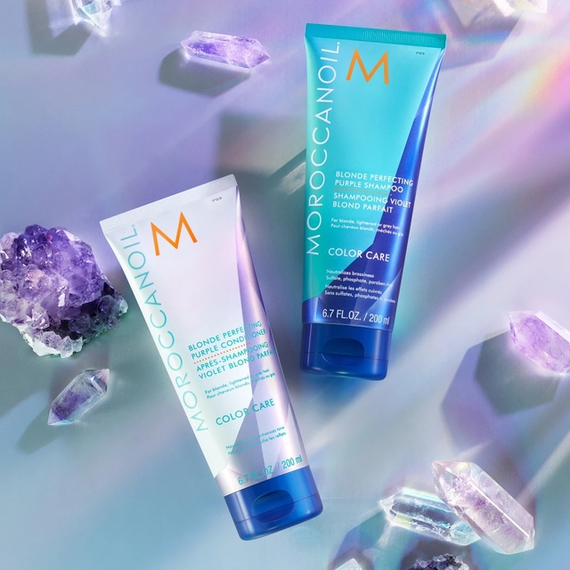 Nhiều t&oacute;c bạc kh&ocirc;ng c&ograve;n l&agrave; nhược điểm: 3 kiểu t&oacute;c ngắn gi&uacute;p phụ nữ trung ni&ecirc;n đẹp l&ecirc;n m&agrave; kh&ocirc;ng cần nhuộm- Ảnh 11.