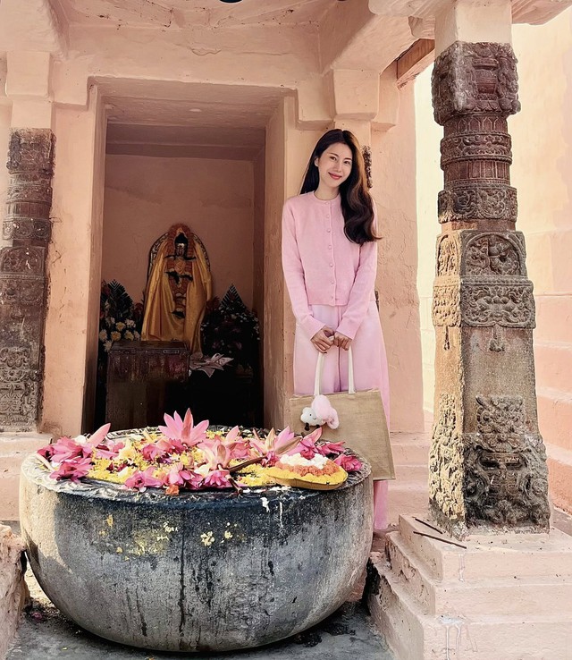 Ca sĩ Thủy Tiên sống hướng Phật sau ồn ào- Ảnh 2. Ca sĩ Thủy Tiên sống hướng Phật sau ồn ào- Ảnh 2.