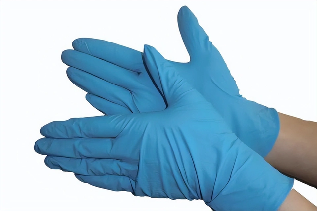 B&aacute;c sĩ khuyến c&aacute;o c&aacute;c gia đ&igrave;nh n&ecirc;n chuẩn bị 5 vật dụng bảo hộ thiết yếu để ph&ograve;ng chống virus Nipah- Ảnh 3.