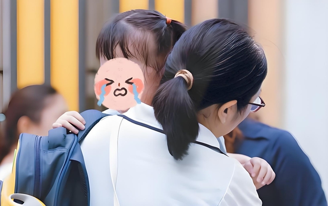 Vợ đăng k&yacute; cho con g&aacute;i 4 tuổi học 6 lớp năng khiếu, c&ograve;n đ&ograve;i th&ecirc;m 2 lớp nữa, chồng suy sụp: "Vợ t&ocirc;i bị sao thế?"- Ảnh 1.