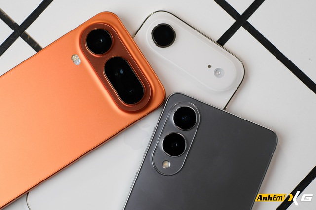 Tr&ecirc;n tay chiếc "Pro Air" từ Trung Quốc m&agrave; Apple v&agrave; Samsung phải ch&agrave;o thua: Nhẹ hơn iPhone Air v&agrave; Galaxy S25 Edge m&agrave; pin 5.500mAh, đủ 3 camera, gi&aacute; lại rẻ hơn- Ảnh 11.