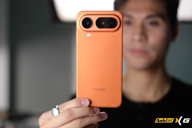 Tr&ecirc;n tay chiếc "Pro Air" từ Trung Quốc m&agrave; Apple v&agrave; Samsung phải ch&agrave;o thua: Nhẹ hơn iPhone Air v&agrave; Galaxy S25 Edge m&agrave; pin 5.500mAh, đủ 3 camera, gi&aacute; lại rẻ hơn- Ảnh 18.