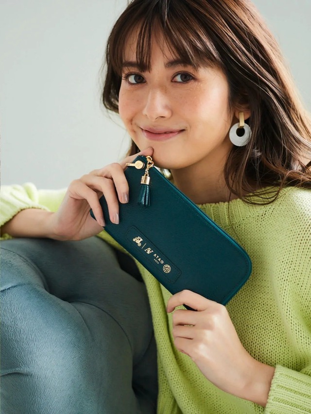 Phong thủy v&iacute; tiền 2026: M&agrave;u đỏ chưa chắc đ&atilde; tốt, đ&acirc;y mới l&agrave; m&agrave;u sắc gi&uacute;p 12 con gi&aacute;p "tiền v&agrave;o như nước" năm Hỏa- Ảnh 1.