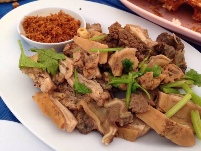 Ph&oacute; gi&aacute;m đốc bệnh viện Th&aacute;i Lan chỉ mặt 5 thực phẩm "ph&aacute; thận"- Ảnh 3.