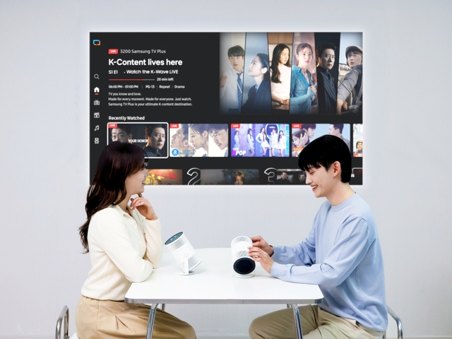 Samsung mở m&agrave;n CES 2026 với TV Micro RGB 115 inch gi&aacute; gần 800 triệu, loa kh&ocirc;ng d&acirc;y, m&aacute;y chiếu bỏ t&uacute;i v&agrave; AI phủ khắp to&agrave;n dải sản phẩm- Ảnh 5.