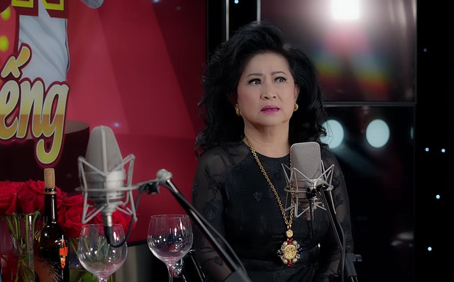 Nữ ca sĩ đầu ti&ecirc;n mua &ocirc; t&ocirc;: Chạy show khắp cả nước, về kh&ocirc;ng th&egrave;m đếm tiền- Ảnh 2.