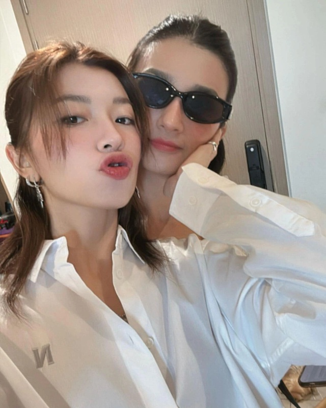 Loạt ảnh t&igrave;nh tứ của diễn vi&ecirc;n Kim Tuyến v&agrave; bạn g&aacute;i tin đồn- Ảnh 4.