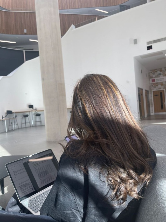 Sau 30 tuổi, nghỉ việc kh&ocirc;ng c&ograve;n l&agrave; &ldquo;d&aacute;m hay kh&ocirc;ng&rdquo;, m&agrave; l&agrave; &ldquo;chịu nổi bao l&acirc;u&rdquo;- Ảnh 1.