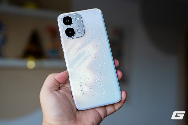 Cận cảnh vivo Y31d: Chiếc m&aacute;y phổ th&ocirc;ng nhưng cho cảm gi&aacute;c &ldquo;y&ecirc;n t&acirc;m&rdquo; m&agrave; nhiều flagship kh&ocirc;ng c&oacute;- Ảnh 5.