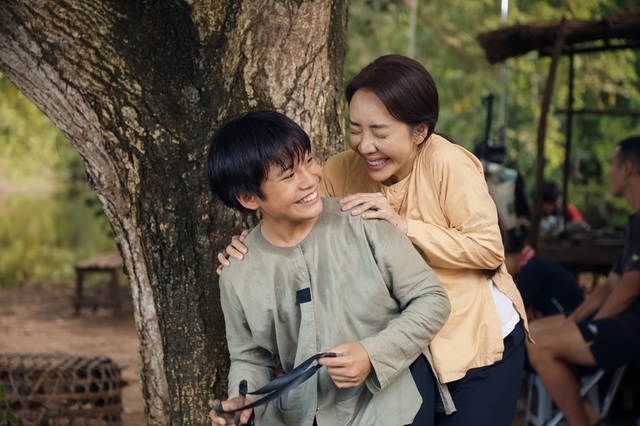 Thu Trang tự l&agrave;m kh&oacute; ch&iacute;nh m&igrave;nh với "Ai Thương Ai Mến"- Ảnh 3.