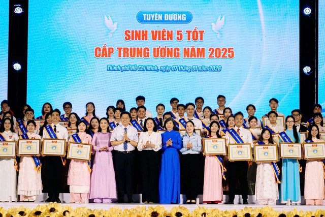 Lễ kỷ niệm 76 năm Ng&agrave;y truyền thống Học sinh, sinh vi&ecirc;n v&agrave; Hội sinh vi&ecirc;n Việt Nam (09/01/1950 &ndash; 09/01/2026)- Ảnh 1.