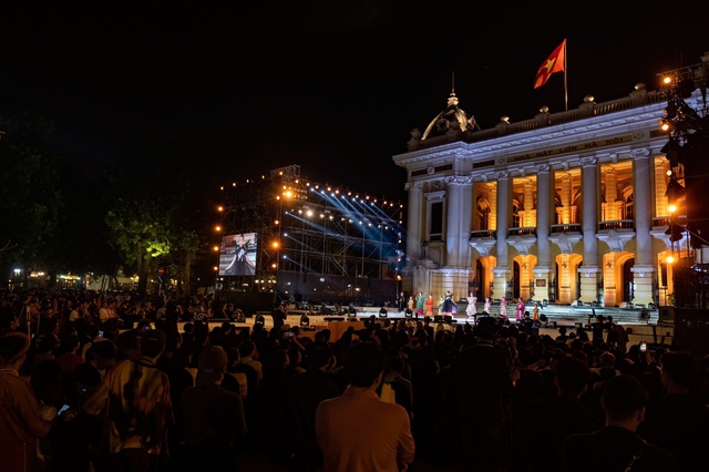 Th&agrave;nh phố tạo điều kiện cho giới s&aacute;ng tạo tiếp cận những c&ocirc;ng tr&igrave;nh kiến tr&uacute;c trăm năm.