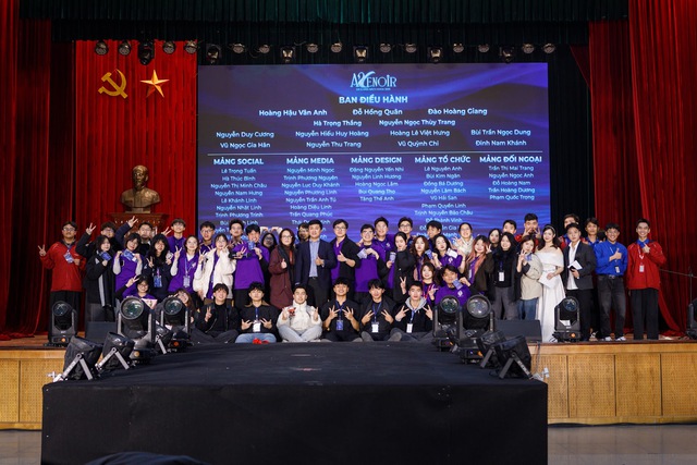 NHỮNG NGƯỜI THẦM LẶNG ĐỨNG SAU &Aacute;NH Đ&Egrave;N, TẠO N&Ecirc;N MR & MISS B&Aacute;CH KHOA 2025 - Ảnh 1.