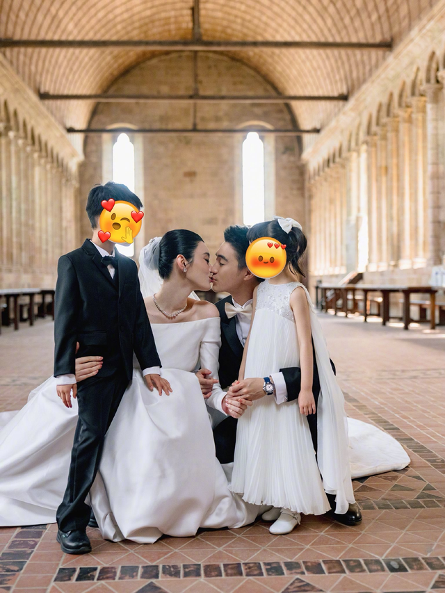 Sau 7 năm hy sinh, siêu mẫu Hề Mộng Dao mới nhận được lời cảm ơn từ "bà tư" quyền lực- Ảnh 6.