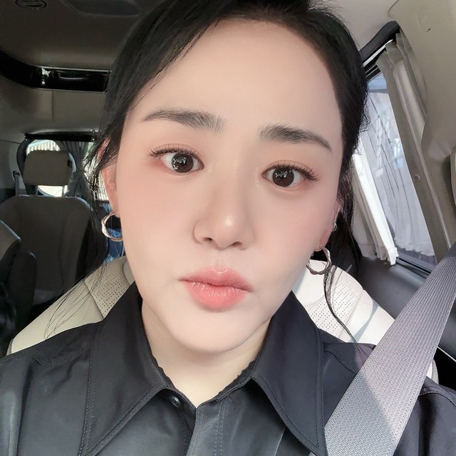 Đ&acirc;y l&agrave; "em g&aacute;i quốc d&acirc;n" Moon Geun Young sau đ&aacute;m cưới b&iacute; mật sao?- Ảnh 8.