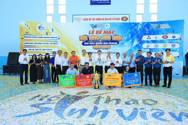 Hội thao Sinh vi&ecirc;n ĐHQG-HCM 2026 kh&eacute;p lại sau 5 th&aacute;ng tranh t&agrave;i - Ảnh 2.