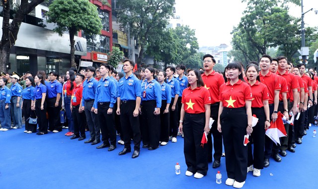 Hành trình “Tôi yêu Tổ quốc tôi”: Hơn 3 ngàn hoạt động của thanh niên về với các địa chỉ đỏ - Ảnh 8.