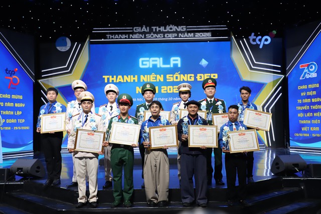 Tôn vinh 15 gương "Thanh niên sống đẹp" - Ảnh 5.
