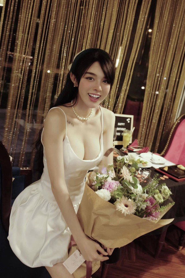 Mẹ đơn th&acirc;n ở Ninh B&igrave;nh từng c&oacute; con g&aacute;i ri&ecirc;ng, lấy ch&agrave;ng trai t&acirc;n nổi tiếng k&eacute;m 3 tuổi, được đối xử kh&ocirc;ng tin nổi- Ảnh 6.
