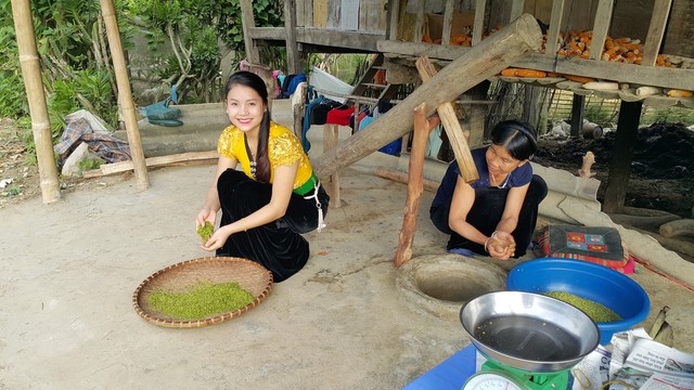 Duyên dáng điệu Xòe hoa - Mường Lò vào mùa trẩy hội - Ảnh 7.