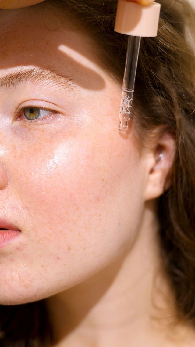 Cứ nghĩ d&ugrave;ng Retinol c&agrave;ng mạnh th&igrave; c&agrave;ng nhanh trẻ h&oacute;a? B&aacute;c sĩ da liễu chỉ ra điều nhiều người đang hiểu sai - Ảnh 3.
